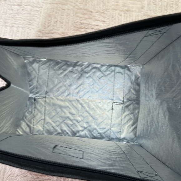 New reusable insulated shopping tote bag with zipper closure pink & black - Picture 13 of 16